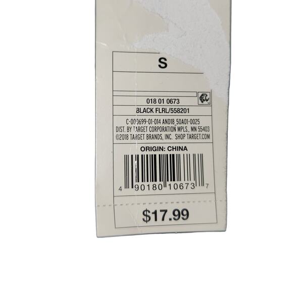 A New Day NWT Black Floral Sleeveless‎ Crossover Tank Top Size Small - Picture 7 of 7